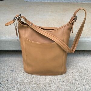 Vintage Coach Slim Duffle Sac Camel Tan Leather Bucket Bag Purse K9P-9060